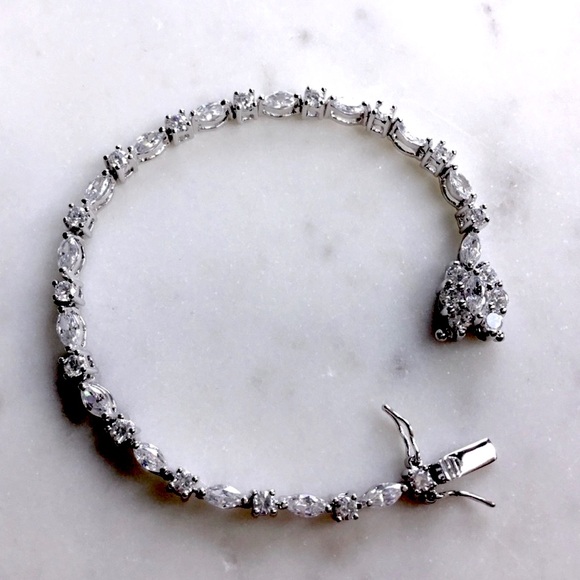 Jewelry - Sterling 8” Marquise & Round Cz Bracelet